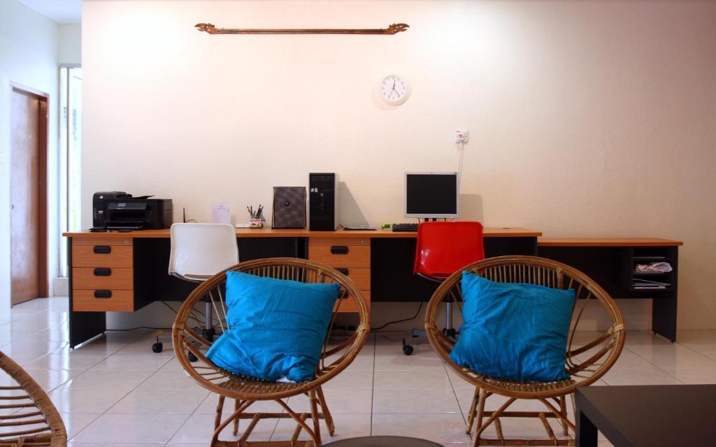 Morning Glory Guest House กูชิง ภายนอก รูปภาพ