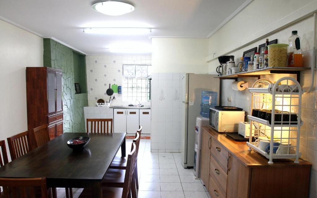 Morning Glory Guest House กูชิง ภายนอก รูปภาพ
